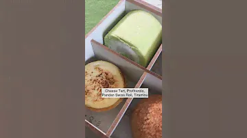 Charming Musang King Petite Dessert Box @ Botanica.co